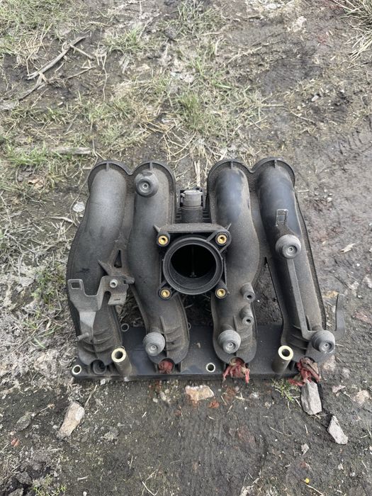 Продам запчасти на 111 двигатель.