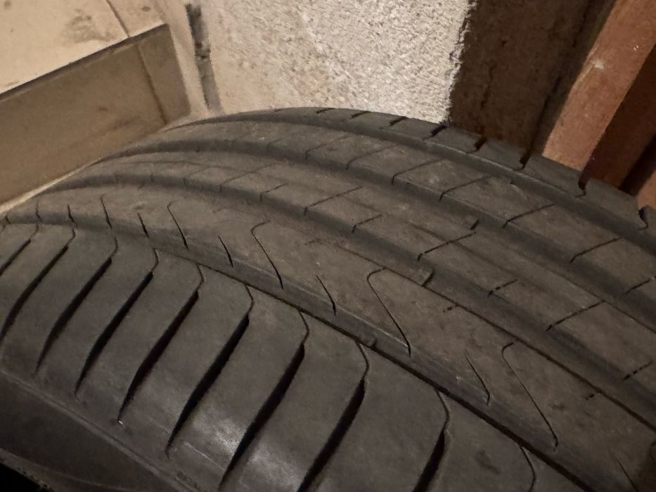 Летни гуми Pirelli 255/45/19