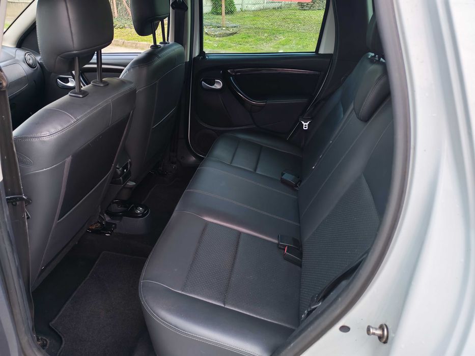 Dacia Duster 1.6 benzină, 105 CP, Climă, Euro 5