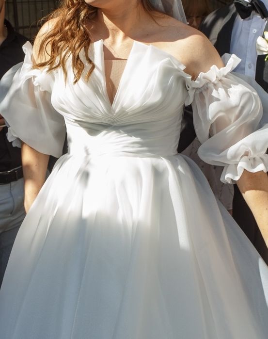 Vand rochie de mireasa