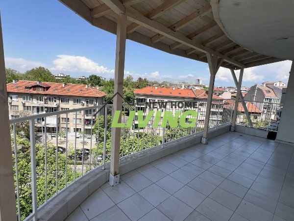 Продава се Тристаен апартамент в Пловдив, Център - 114 кв.м за 2588 €/кв.м - Снимка #9