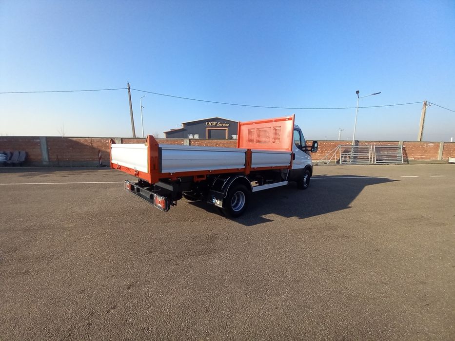 Iveco Daily bascula 3,5 tone și iveco daily 6,5 tone