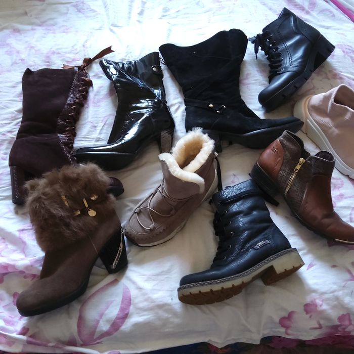 Продам Женскую обувь