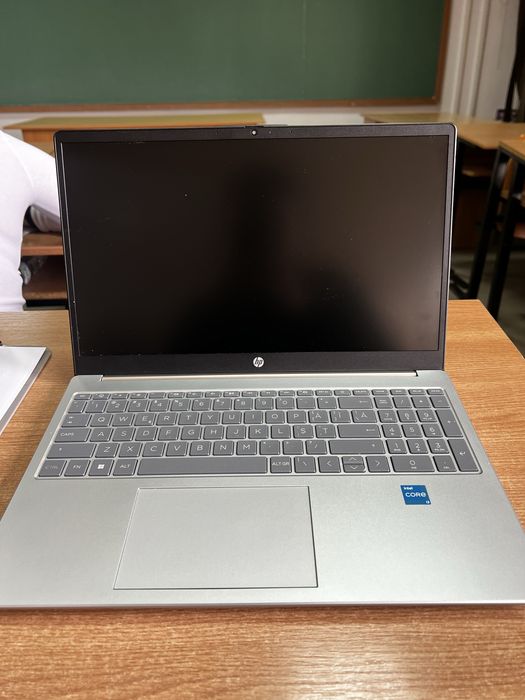 Laptop hp facultate-birou