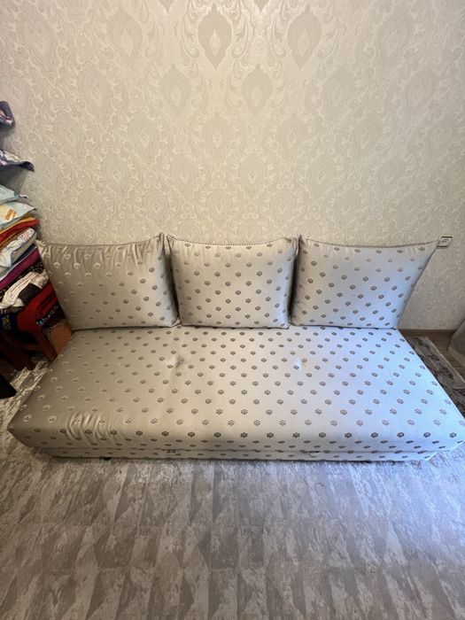 Диван удобный