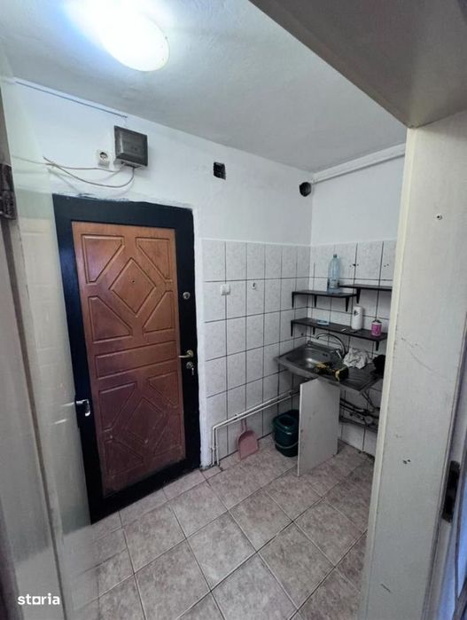 Garsoniera etaj 1 in zona Compa