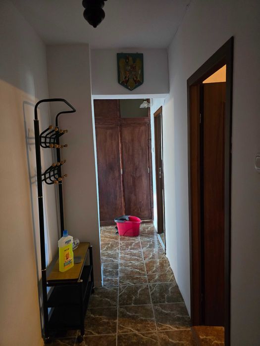 euro 97,000 Apartament 3 camere spațios – gata de mutat, zonă excelentă Târgoviște