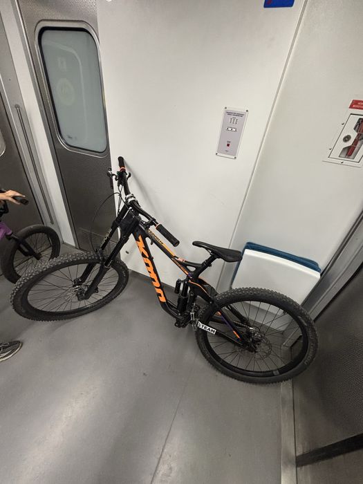 Kona operator supreme carbon