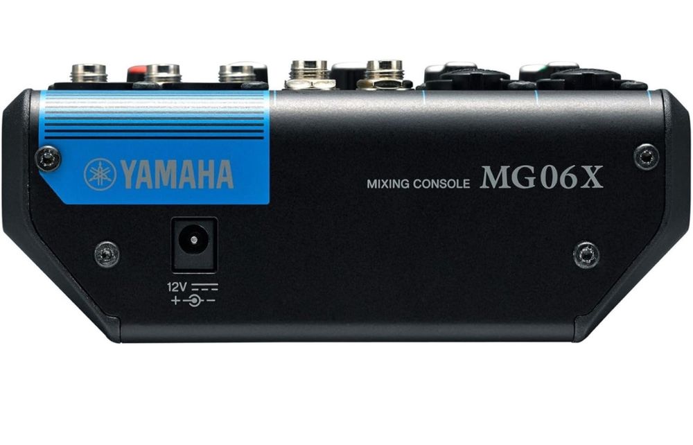 YAMAHA MG06X 6-выходной компактный стерео микшер с эффектами.