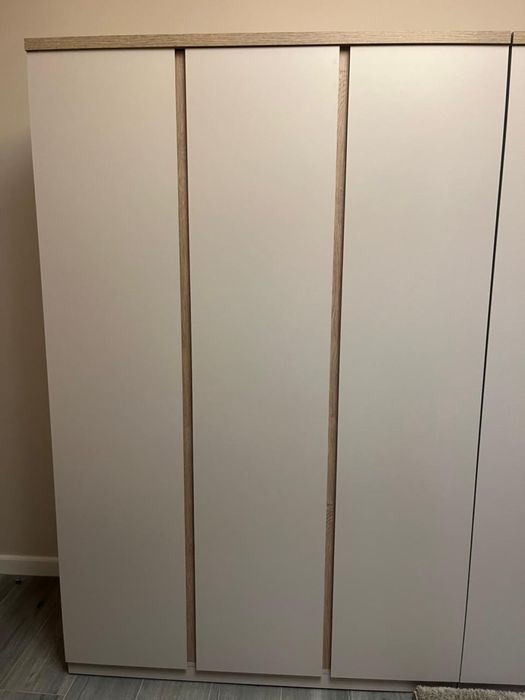 ПРОДАЕТСЯ шкаф новый