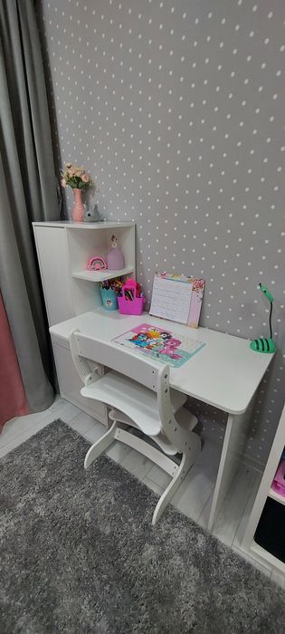 Продам письменный, компьютерный стол.