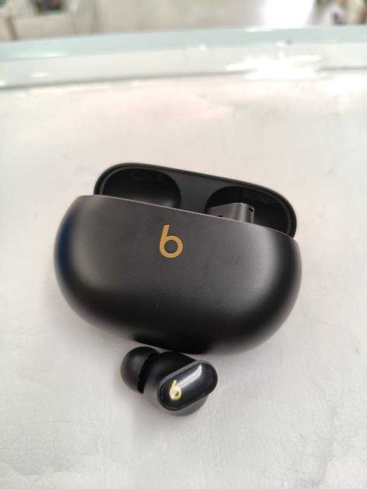 Слушалки Beats Studio Buds+