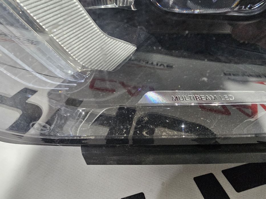 Far stanga multibeam led Mercedes GLE W167 dupa 2019