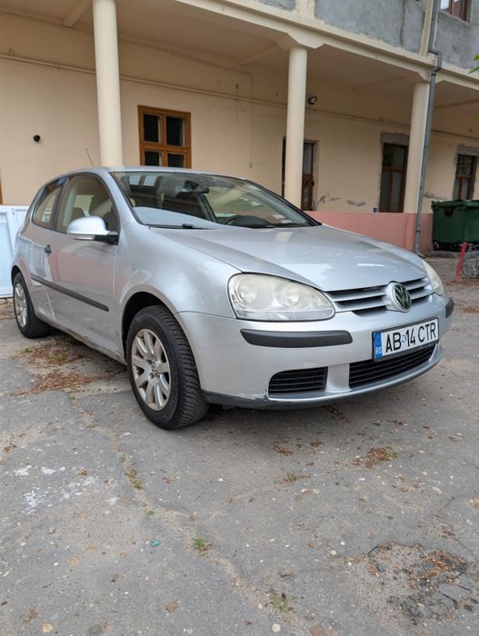 Volkswagen Golf V 5