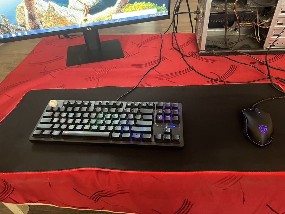 Kampyuter srochna sotiladi