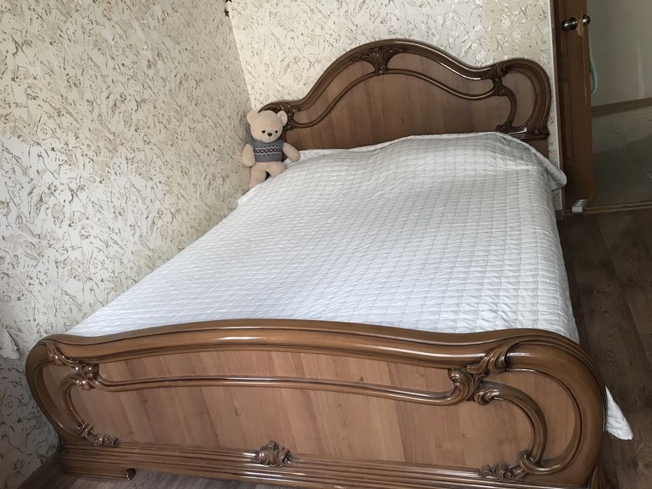 Продам диван, кровать