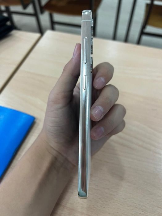 Телефон мобильный