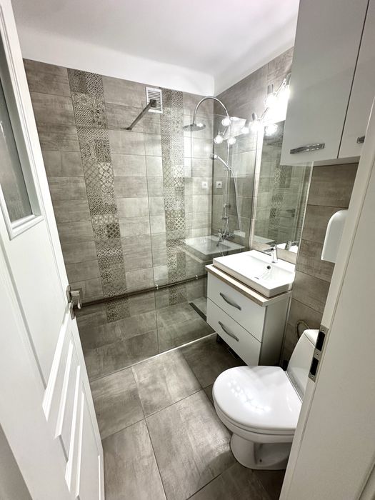 APARTAMENT DE INCHIRIAT 3 CAMERE ULTRACENTRAL ETAJ 1/3 PLOIESTI / IDEAL FIRMA / Palatul Telefoanelor / Primaria Ploiesti / Omnia / Halele Centrale