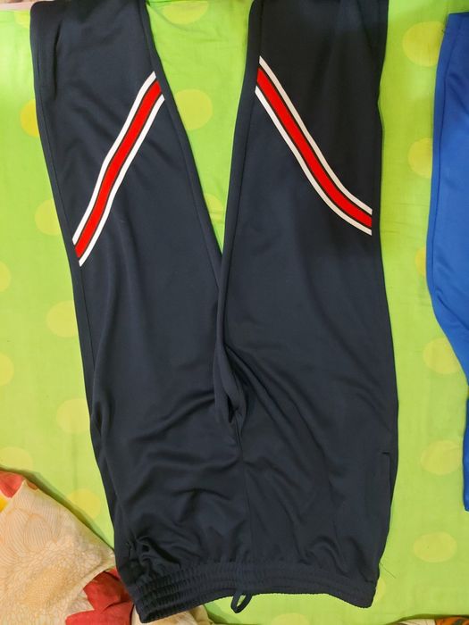 Продам новый костюм 46-48