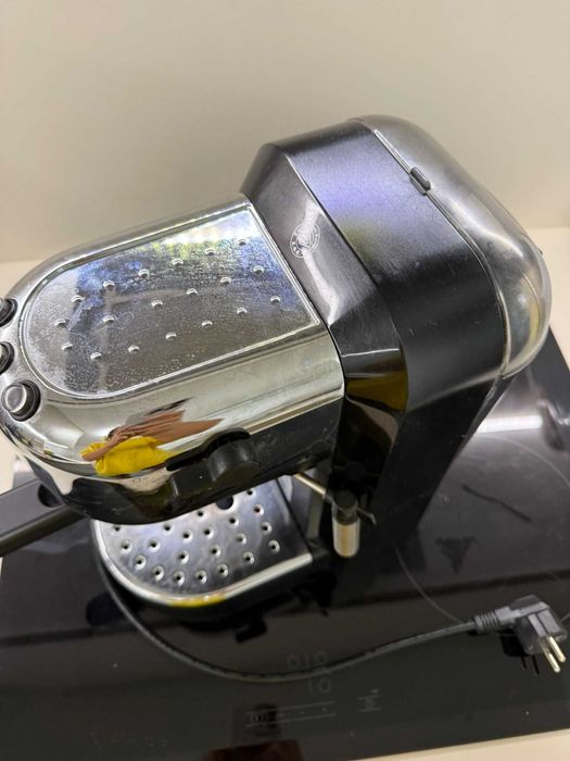 Кафе машина Делонги