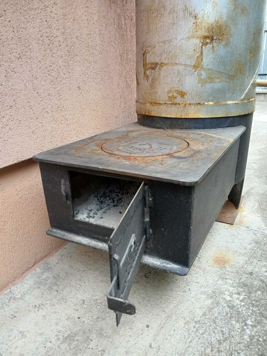 Vand boiler pe lemne