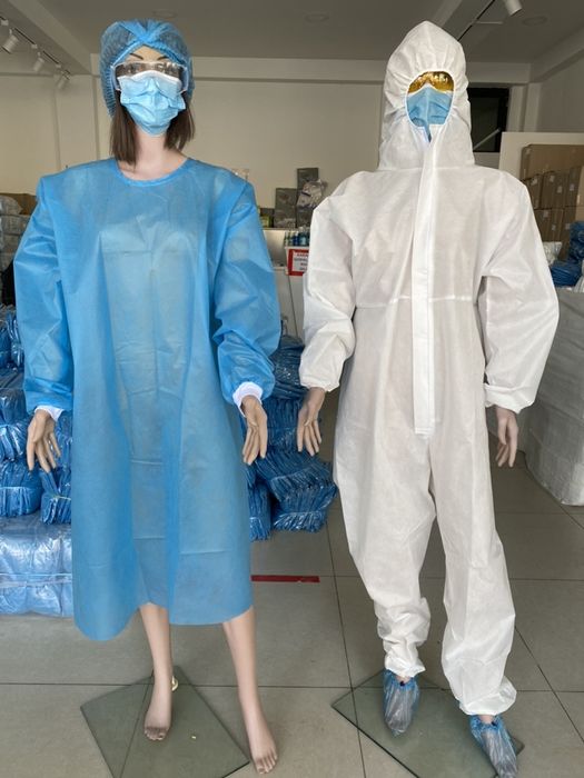 Комбинезоны и  халат optom