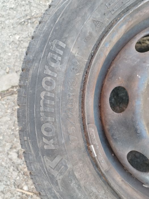 Гуми с Джанти 2 бр.