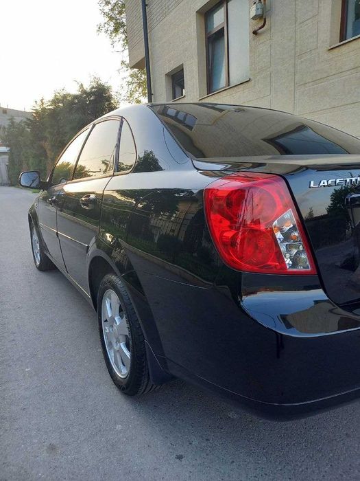 Naxt va Arendaga jentra qora avtomat 2023