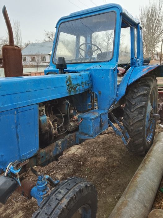 ТРАКТОР МТЗ-80 на ходу