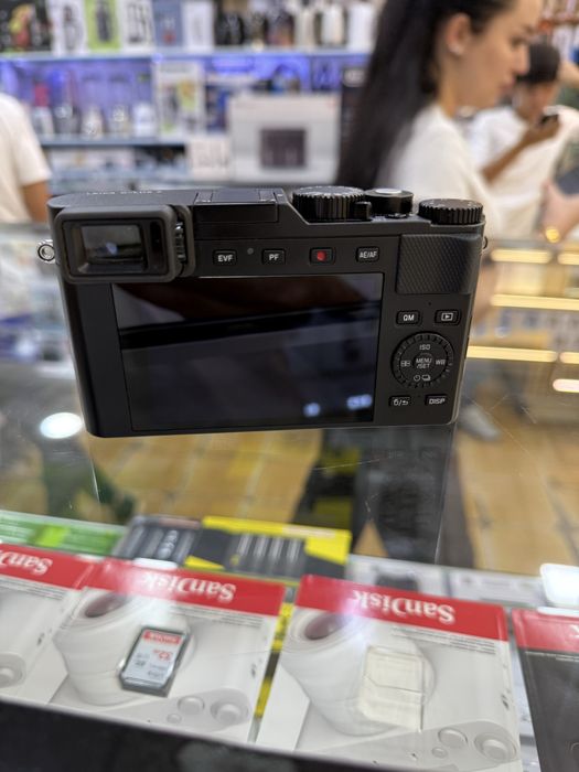 Продаются фотоаппарат лейки оригинал