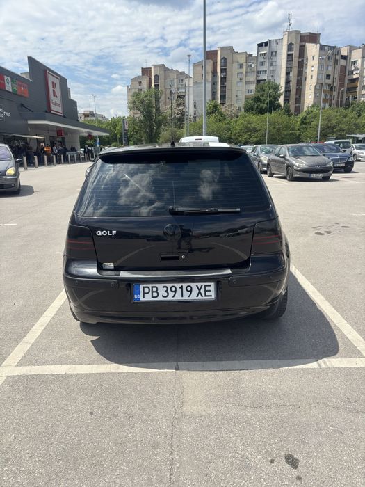VW Golf 1.6.газ,автоматик