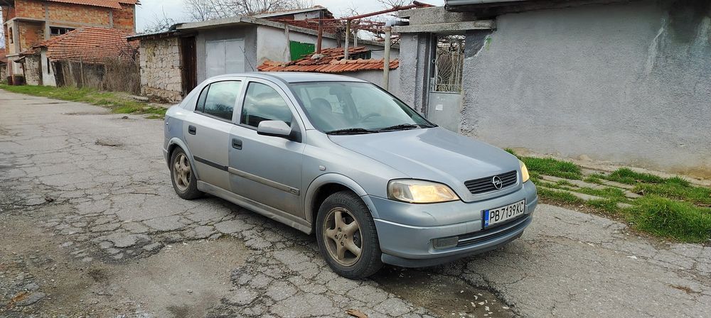 Opel Astra 1.6 бензин газ