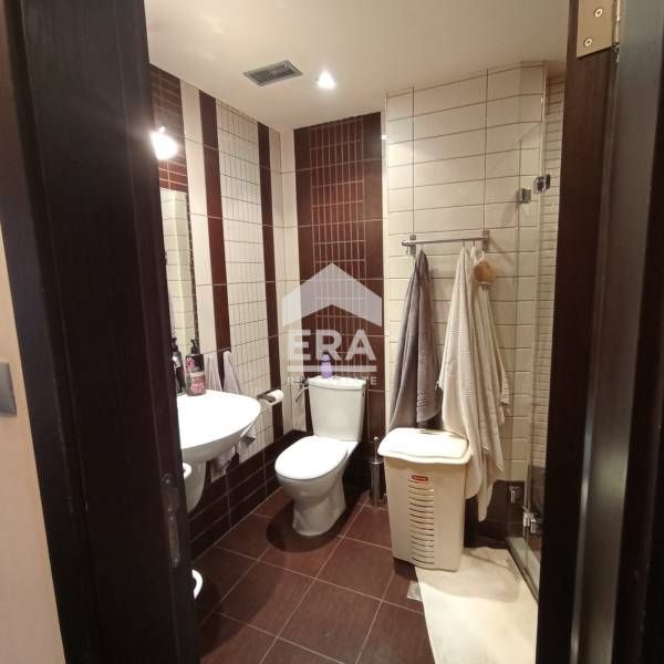 Продава се Четиристаен апартамент в София, Люлин 8 - 141 кв.м за 2199 €/кв.м - Снимка #7