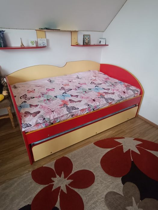 Mobilier cameră tineret