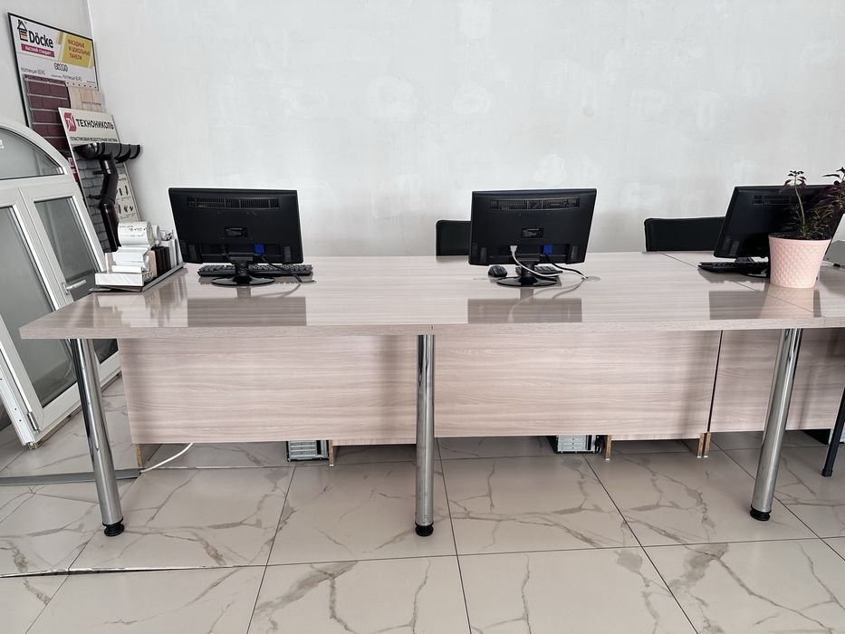 Стол  офисный. 2 шт бар