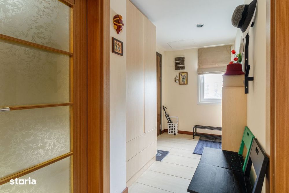 Apartament 3 camere -Cosmopolis Faza 1 cu parcare disponibila
