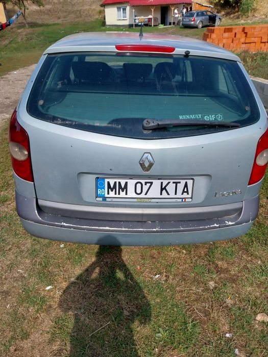 Vând sau schimb Renault laguna