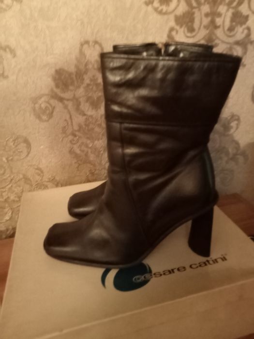 Продам зимнюю обувь торг возможен