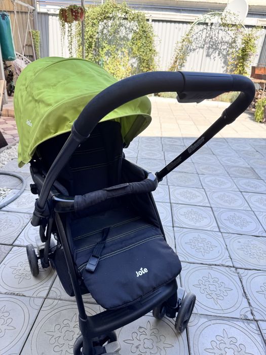 Продам Коляску Joie (Джой)