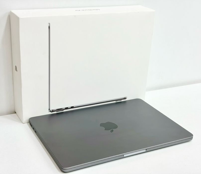 Като нов MacBook Air M2 Apple 100% Батерия 8RAM 256SSD 13-inch RETINA