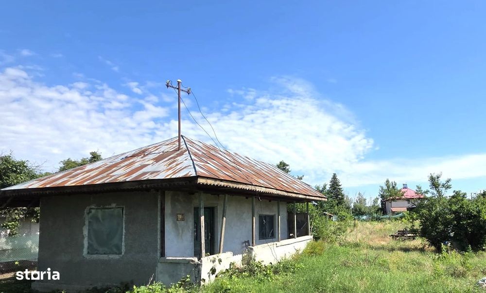 Casă + teren 1.250 mp în Milcovățu | 35 km de București | 29.900 €
