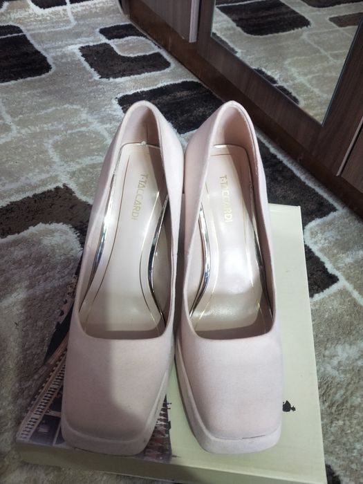 Туфли красивые  ..