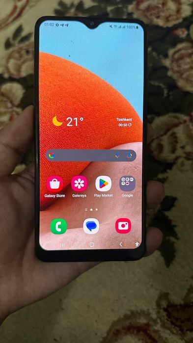 Vand telefon samsung galaxi  A 32