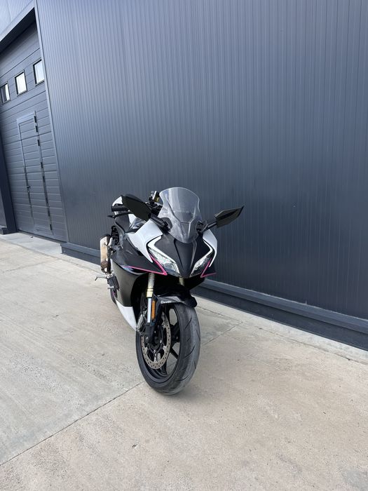 Vând CF moto 450SR , Cat. A2