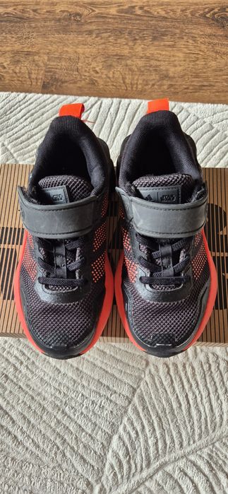 Детски маратонки Adidas 31,5 номер
