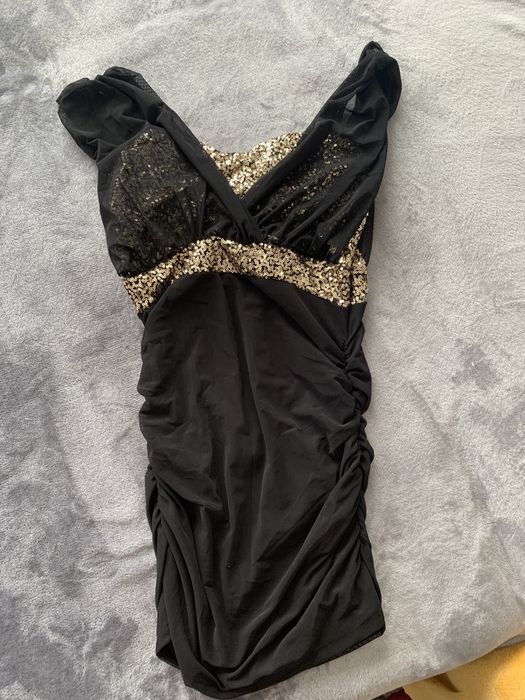 Rochie scurta cu paiete