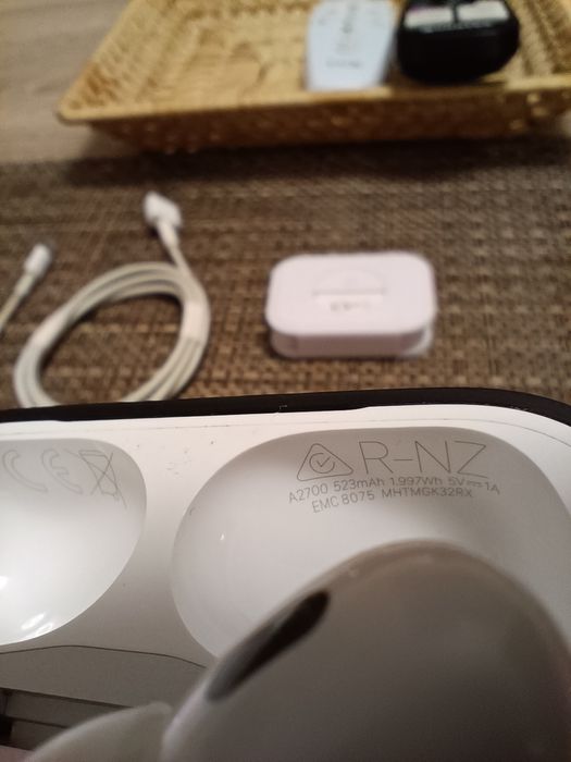 Casti APPLE AirPods Pro (gen.2)