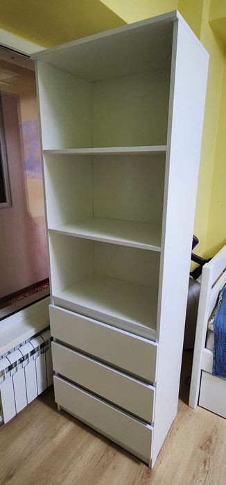 Стеллаж с выдвижными ящиками