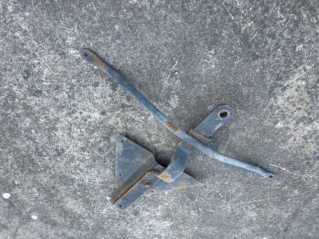 метален теглич за кола