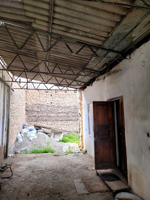 продаеться участок район кирпичный дассаф